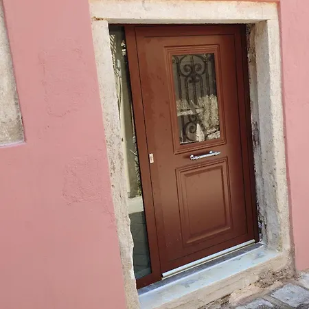 Casa Stratigos 아파트