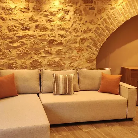 Casa Stratigos *