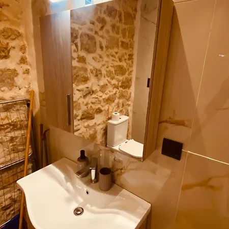 Apartament Casa Stratigos *